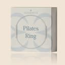 Verpakking van de beige 35cm Pilates ring ManaMove thumbnail